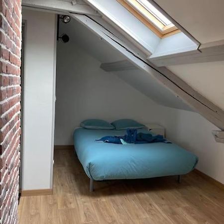Edouard 2. Logement Complet. Charleville-Mézières エクステリア 写真